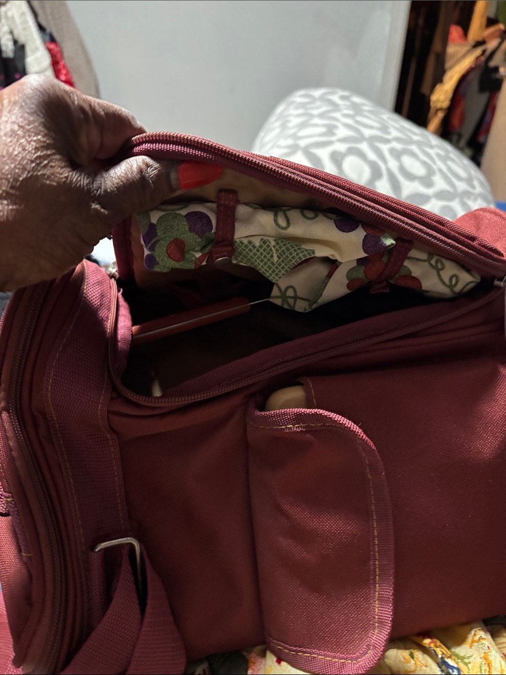 Maroon Women's Travel Crossbody Bag - Unbranded